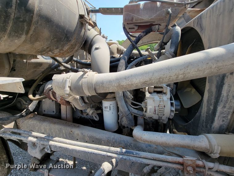 image for item KD9386 1994 Ford LT8000  ready mix truck