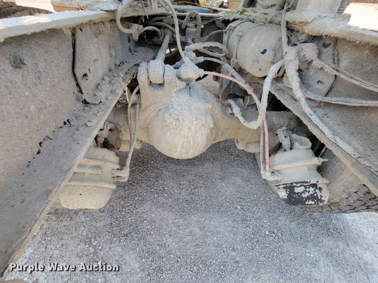 image for item KD9386 1994 Ford LT8000  ready mix truck