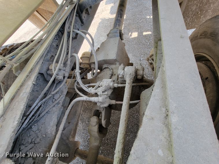 image for item KD9386 1994 Ford LT8000  ready mix truck