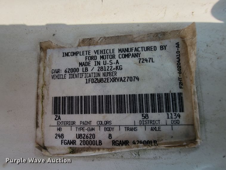 image for item KD9386 1994 Ford LT8000  ready mix truck