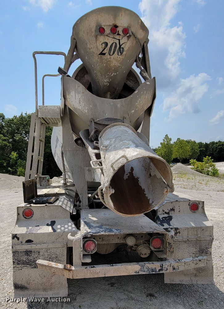 image for item KD9387 1994 Ford LT8000  ready mix truck