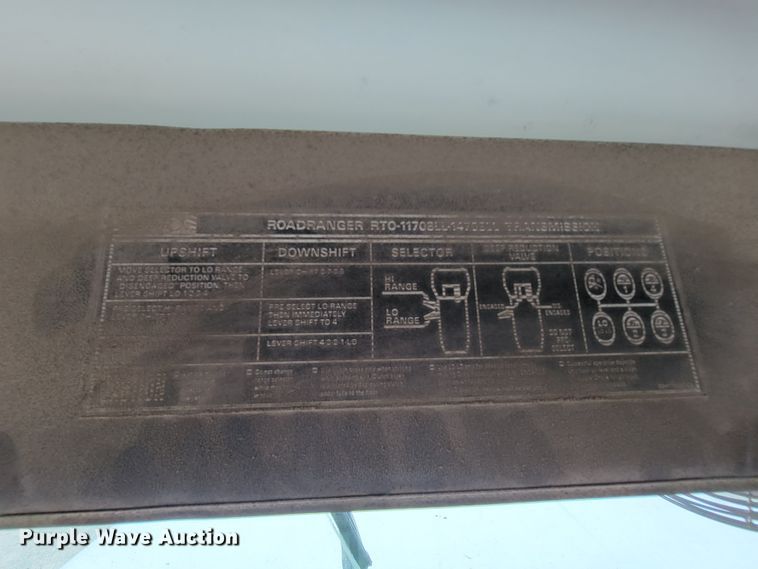 image for item KD9387 1994 Ford LT8000  ready mix truck