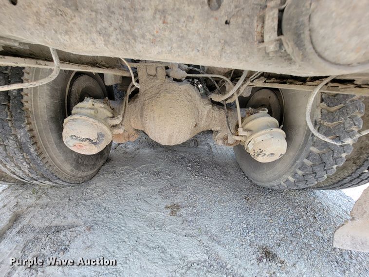 image for item KD9387 1994 Ford LT8000  ready mix truck