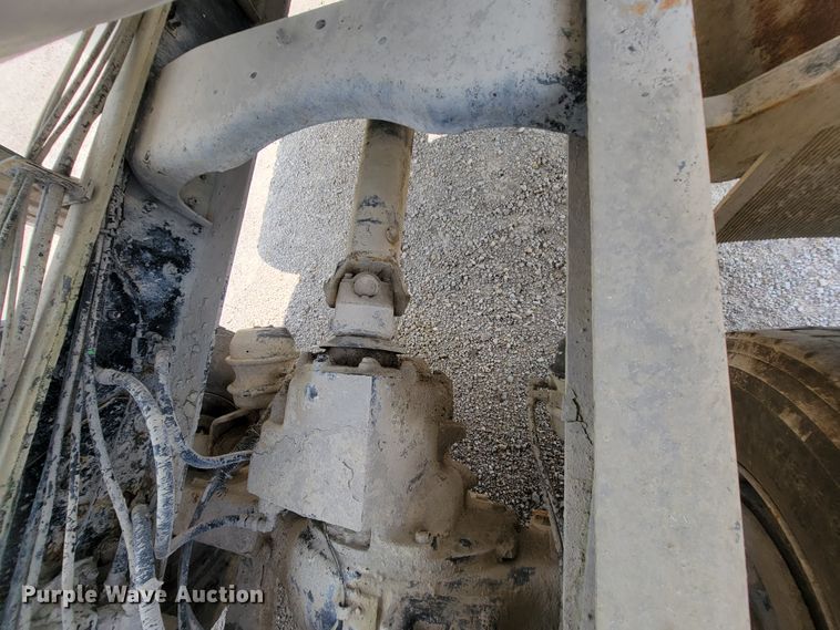 image for item KD9387 1994 Ford LT8000  ready mix truck