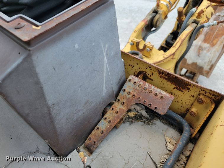 image for item KD9388 1992 Caterpillar 436 Series II  backhoe