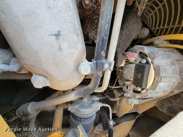 image for item KD9388 1992 Caterpillar 436 Series II  backhoe