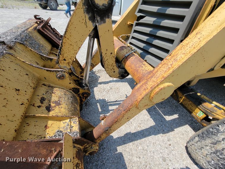 image for item KD9388 1992 Caterpillar 436 Series II  backhoe