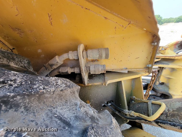 image for item KD9388 1992 Caterpillar 436 Series II  backhoe