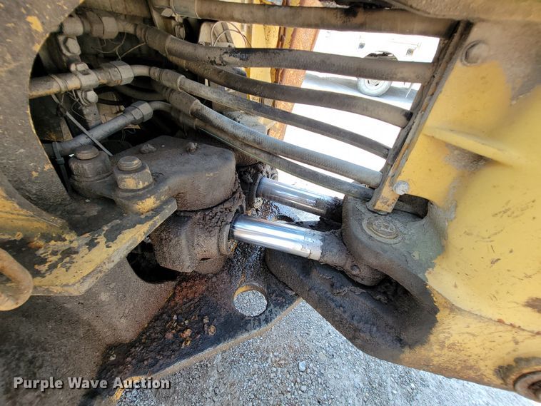 image for item KD9388 1992 Caterpillar 436 Series II  backhoe