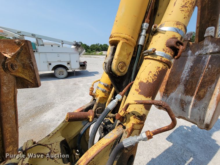 image for item KD9388 1992 Caterpillar 436 Series II  backhoe