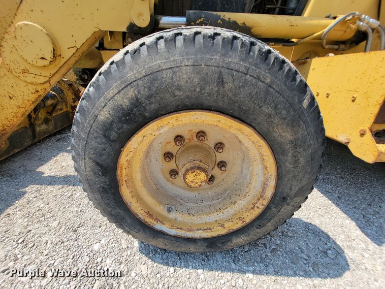 image for item KD9388 1992 Caterpillar 436 Series II  backhoe