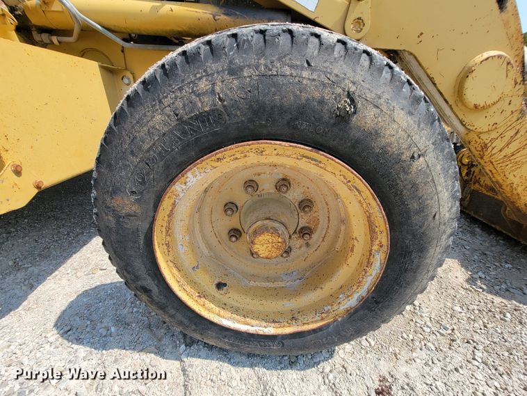 image for item KD9388 1992 Caterpillar 436 Series II  backhoe