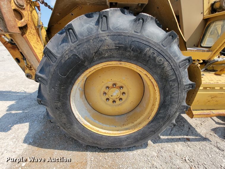 image for item KD9388 1992 Caterpillar 436 Series II  backhoe