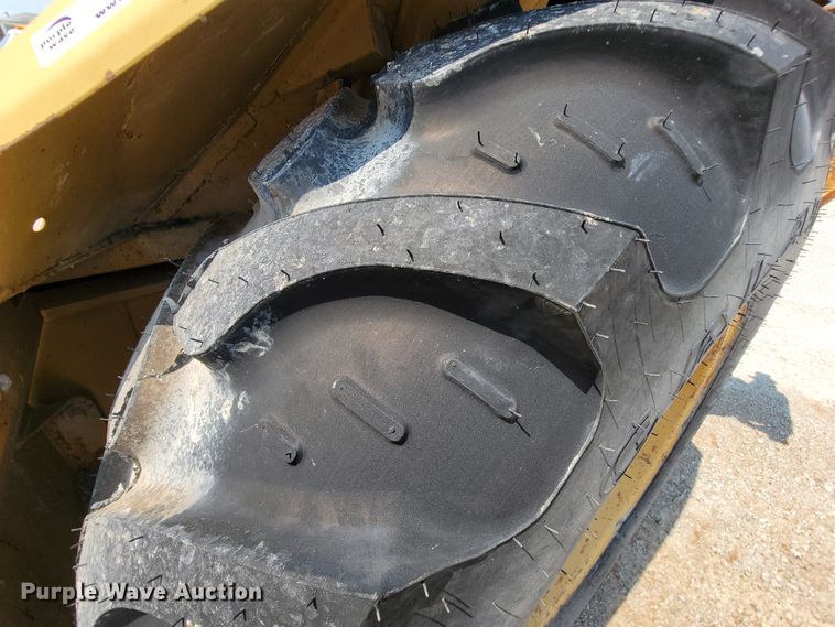 image for item KD9388 1992 Caterpillar 436 Series II  backhoe