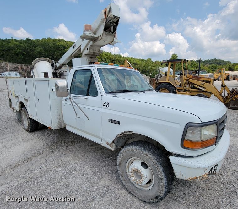 image for item KD9389 1994 Ford F450 Super Duty  bucket truck