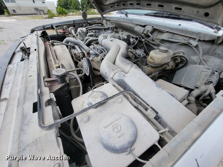 image for item KD9389 1994 Ford F450 Super Duty  bucket truck