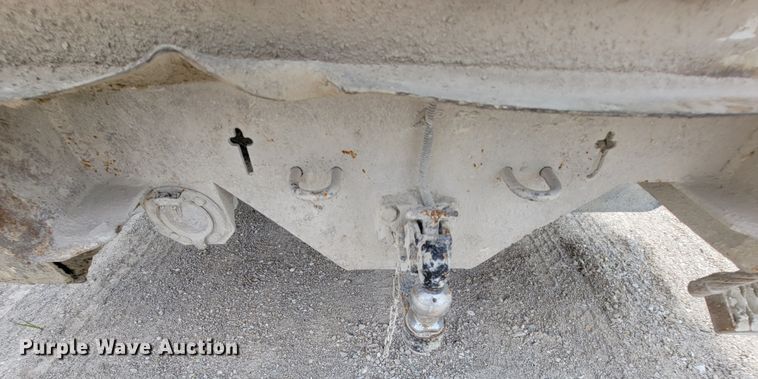 image for item KD9389 1994 Ford F450 Super Duty  bucket truck