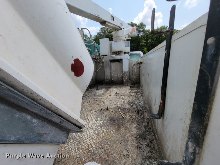 image for item KD9389 1994 Ford F450 Super Duty  bucket truck