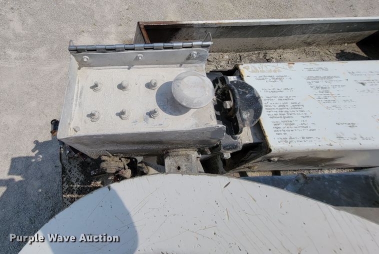 image for item KD9389 1994 Ford F450 Super Duty  bucket truck