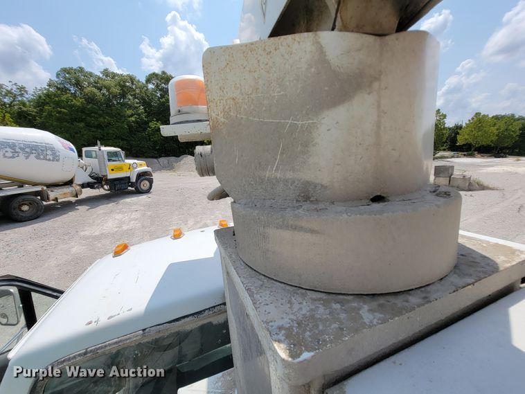 image for item KD9389 1994 Ford F450 Super Duty  bucket truck