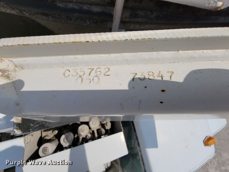 image for item KD9389 1994 Ford F450 Super Duty  bucket truck