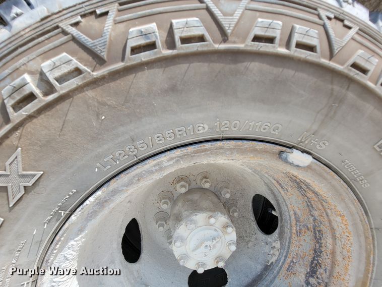 image for item KD9389 1994 Ford F450 Super Duty  bucket truck