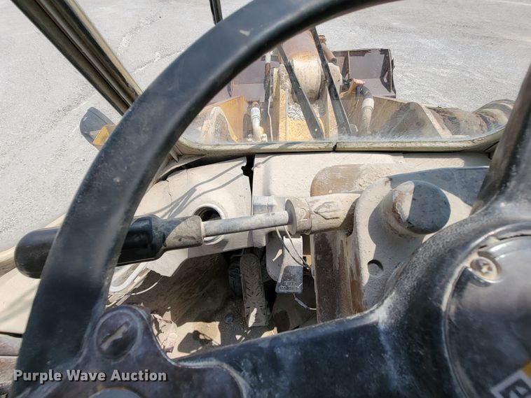 image for item KD9390 1989 Caterpillar 966E  wheel loader