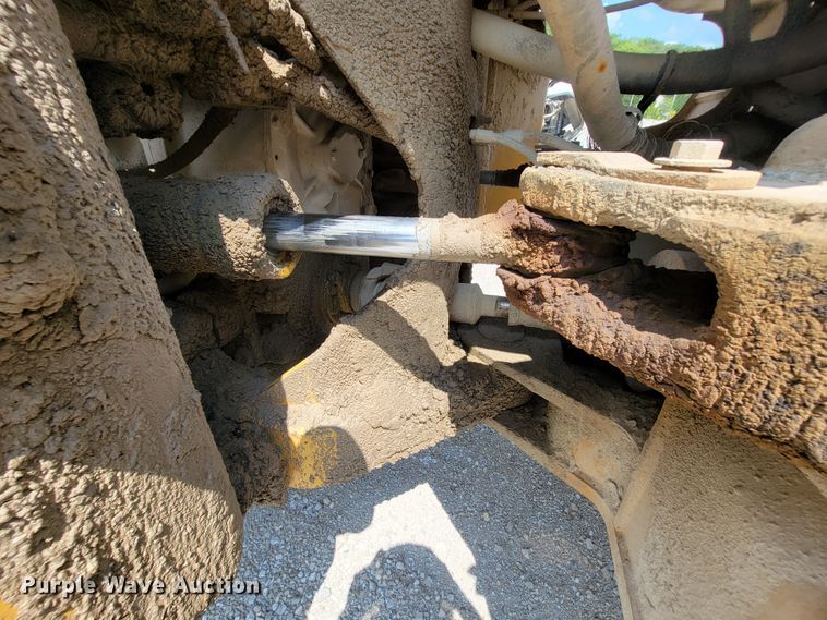 image for item KD9390 1989 Caterpillar 966E  wheel loader