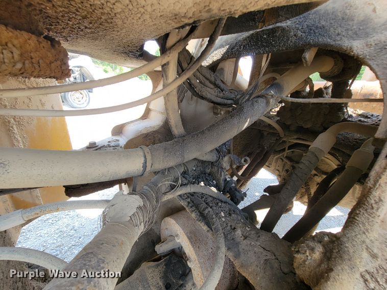 image for item KD9390 1989 Caterpillar 966E  wheel loader