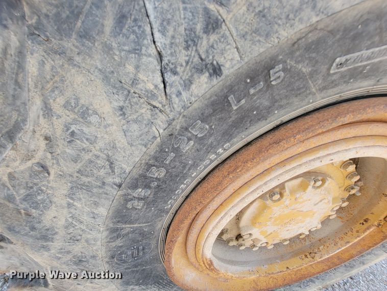 image for item KD9390 1989 Caterpillar 966E  wheel loader