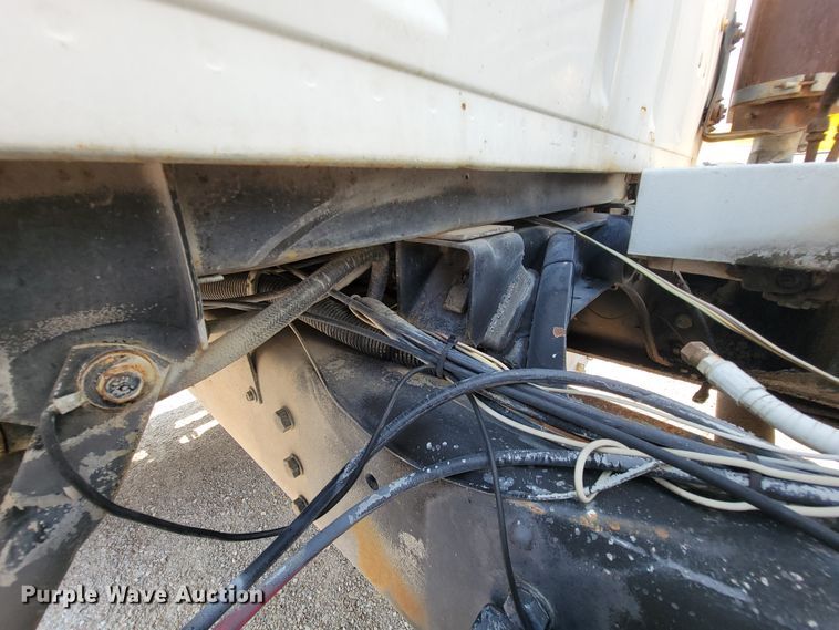 image for item KD9391 1994 Ford LT8000  ready mix truck