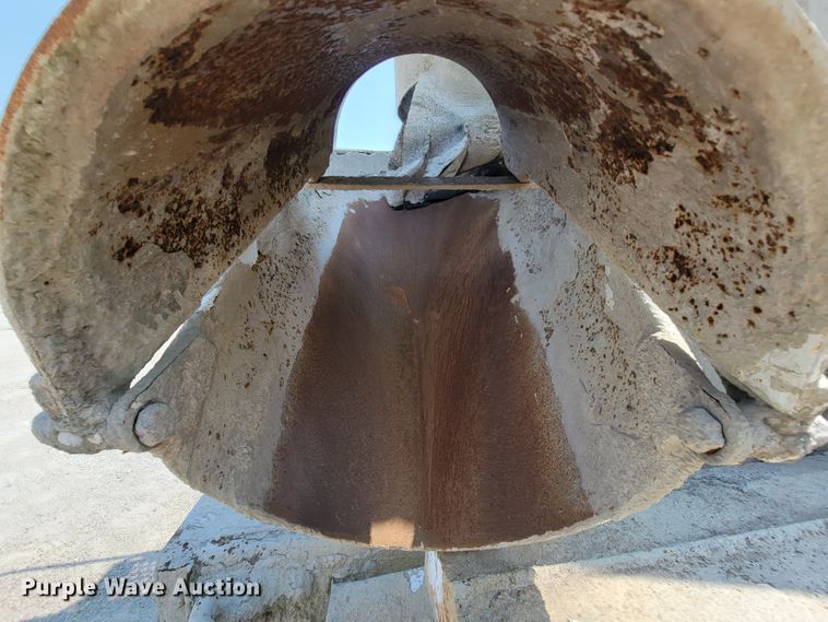 image for item KD9391 1994 Ford LT8000  ready mix truck