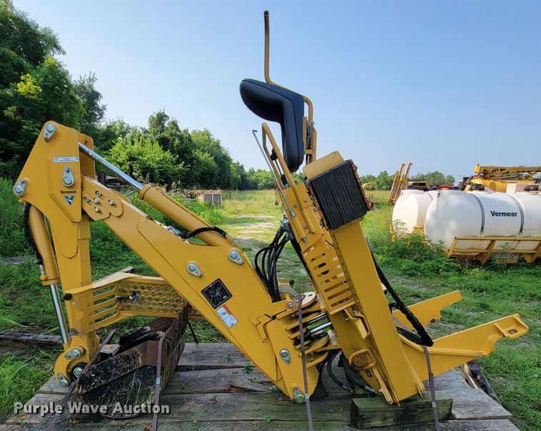 image for item KD9401 2013 Vermeer B1250  backhoe