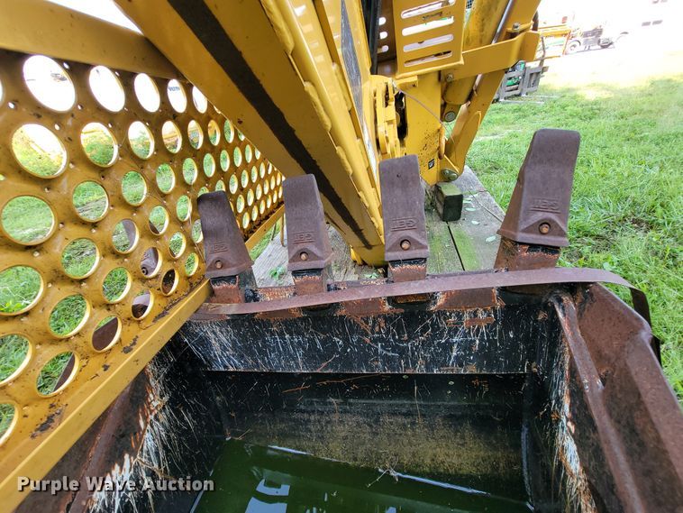 image for item KD9401 2013 Vermeer B1250  backhoe