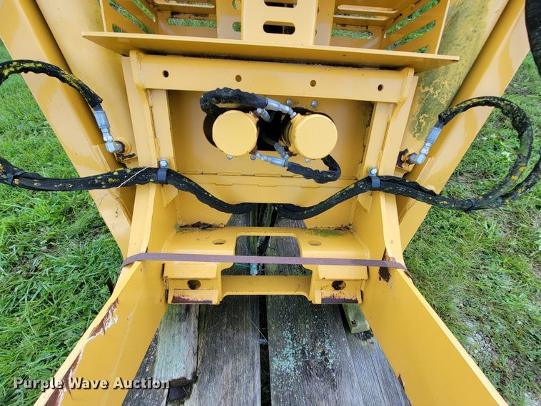 image for item KD9401 2013 Vermeer B1250  backhoe