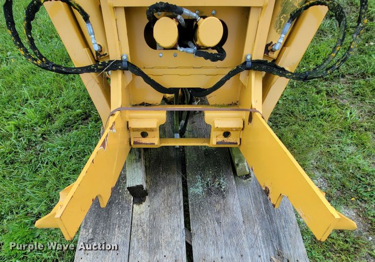 image for item KD9401 2013 Vermeer B1250  backhoe