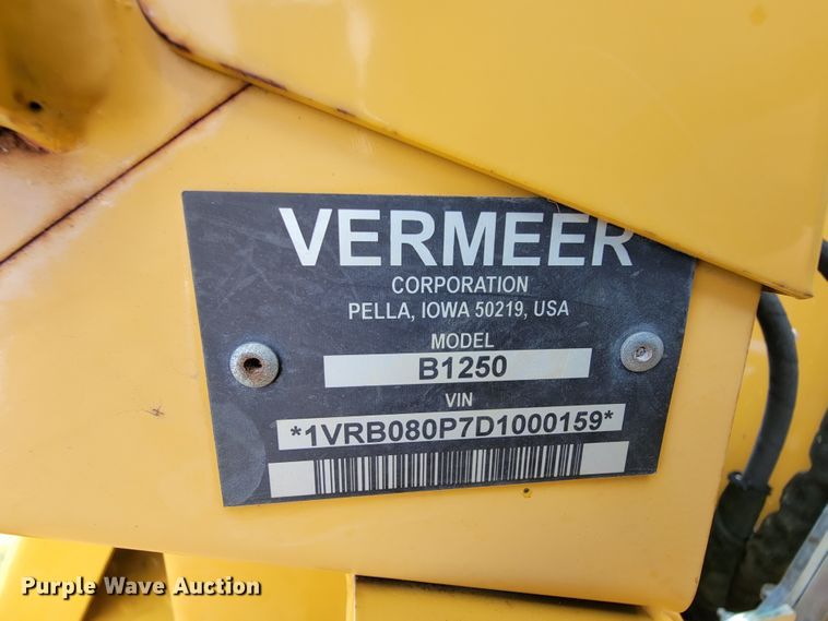 image for item KD9401 2013 Vermeer B1250  backhoe