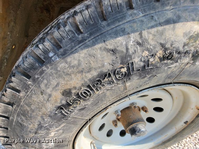 image for item KD9402 2010 Vermeer BC1000XL  wood chipper