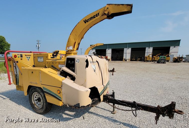 image for item KD9403 2008 Vermeer BC1000XL  wood chipper