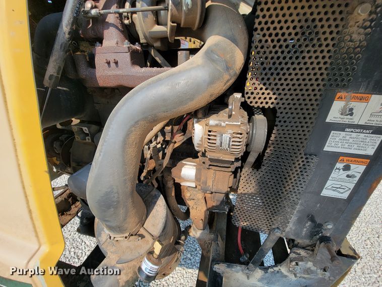 image for item KD9403 2008 Vermeer BC1000XL  wood chipper