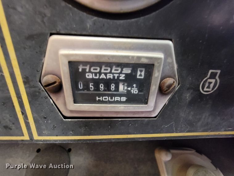 image for item KD9405 Lincoln Weldanpower G8000  welder