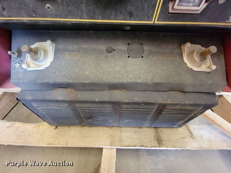 image for item KD9405 Lincoln Weldanpower G8000  welder