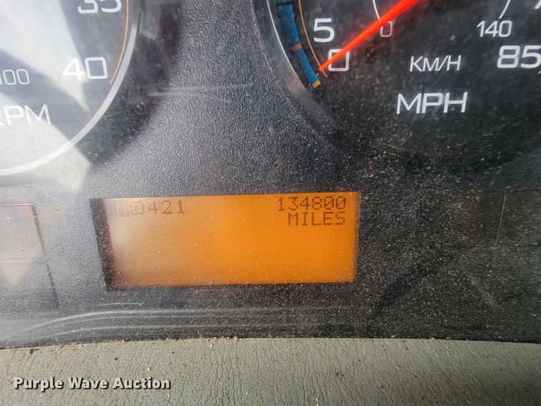 image for item KD9406 2009 International Dura Star 4300  bucket truck