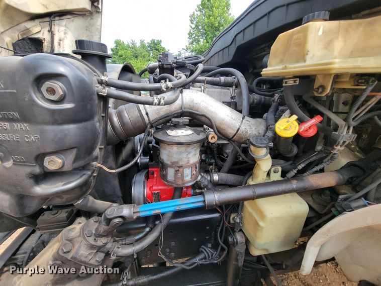 image for item KD9406 2009 International Dura Star 4300  bucket truck