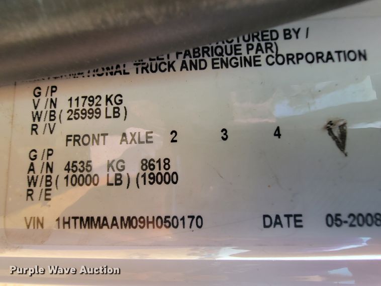 image for item KD9406 2009 International Dura Star 4300  bucket truck