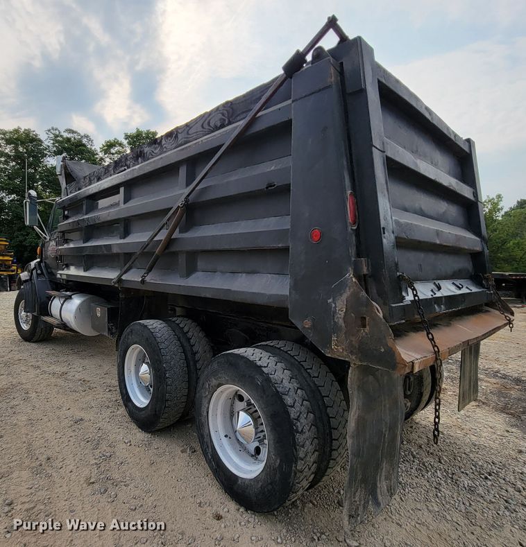 image for item KD9409 2000 Sterling LT9500  dump truck