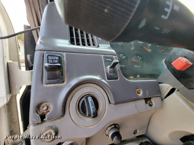 image for item KD9409 2000 Sterling LT9500  dump truck