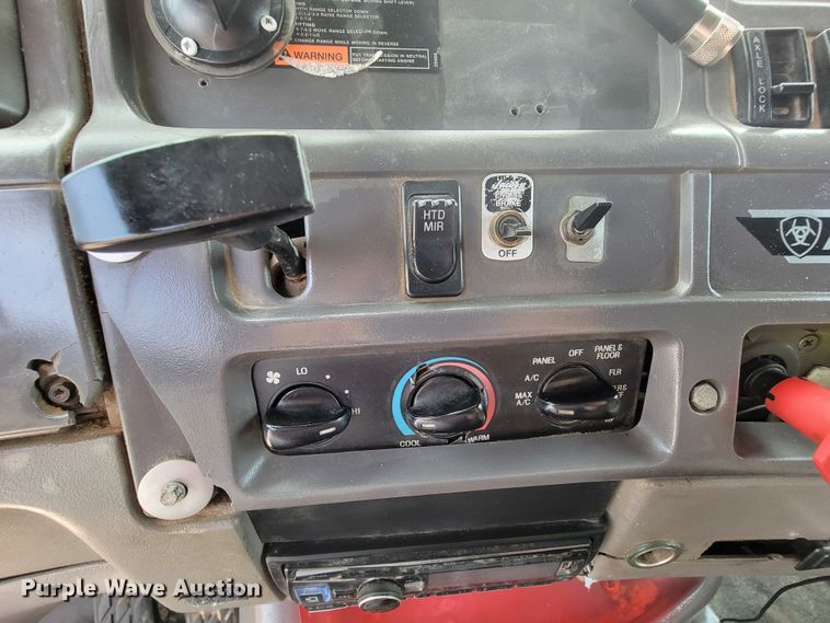 image for item KD9409 2000 Sterling LT9500  dump truck