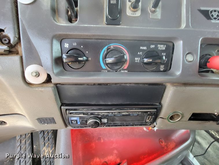 image for item KD9409 2000 Sterling LT9500  dump truck