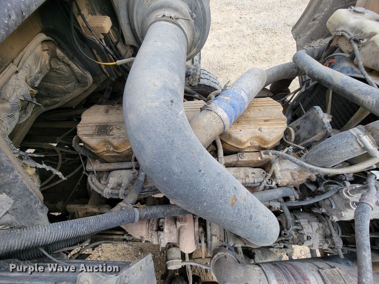 image for item KD9409 2000 Sterling LT9500  dump truck